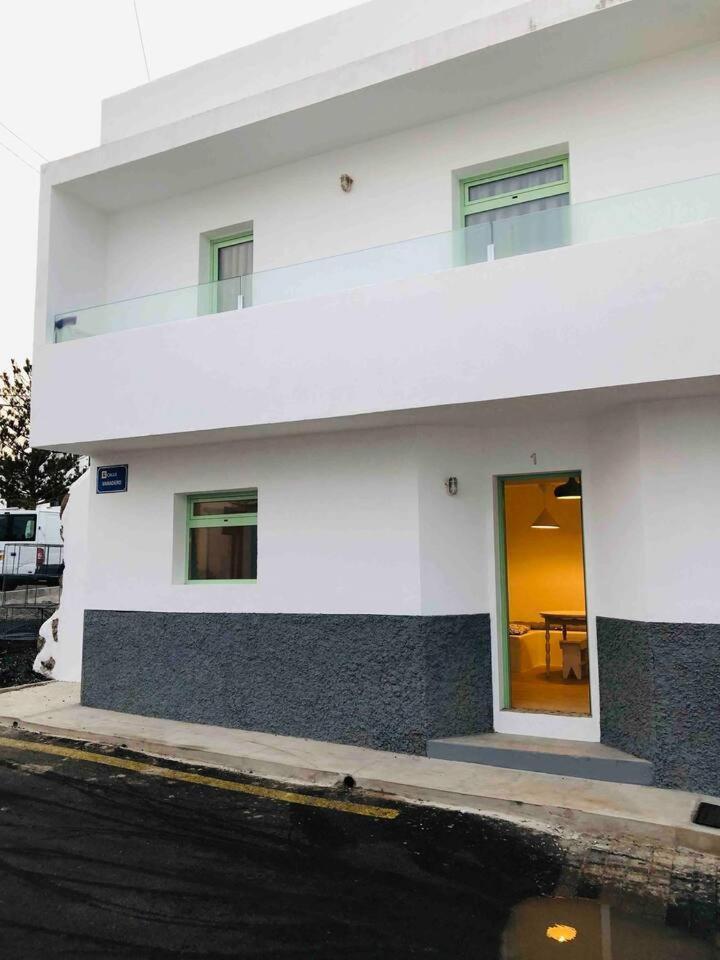 Casa Anclada En La Santa- 4 Apartamentos Frente Al Mar- 1ª Linea Solarium Barbacoa Quarto foto
